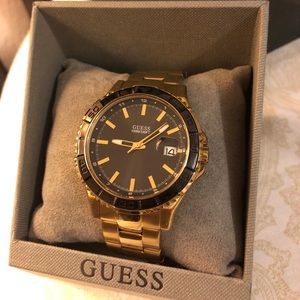 Men’s Gold Guess Watch